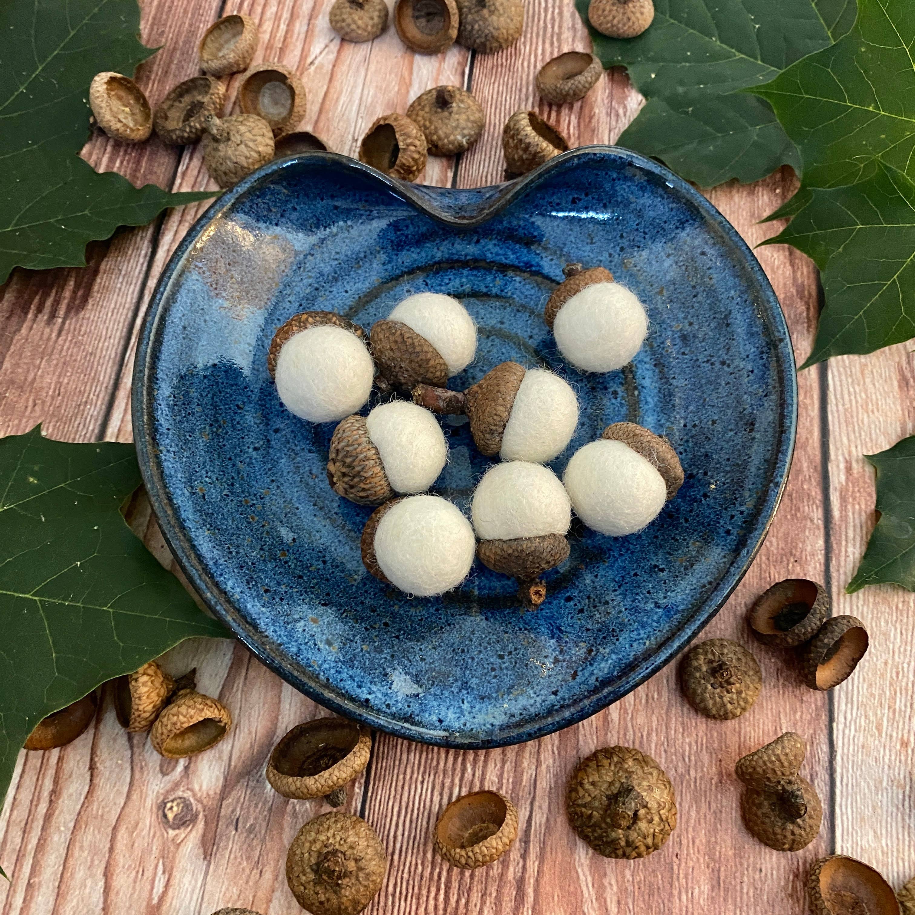 Set of 8 Cream Felted Wool Acorns
