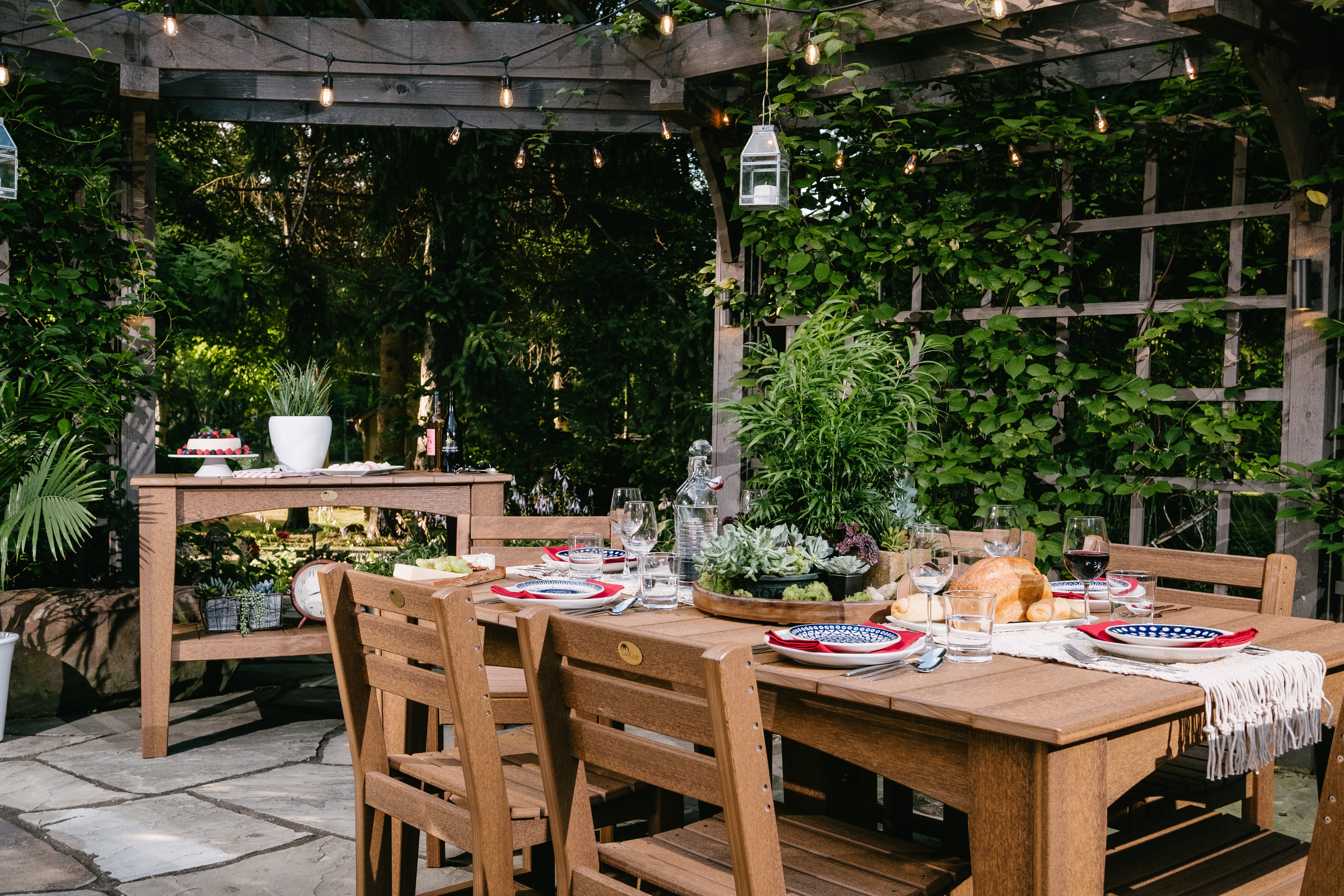 Outdoor Dining Tables