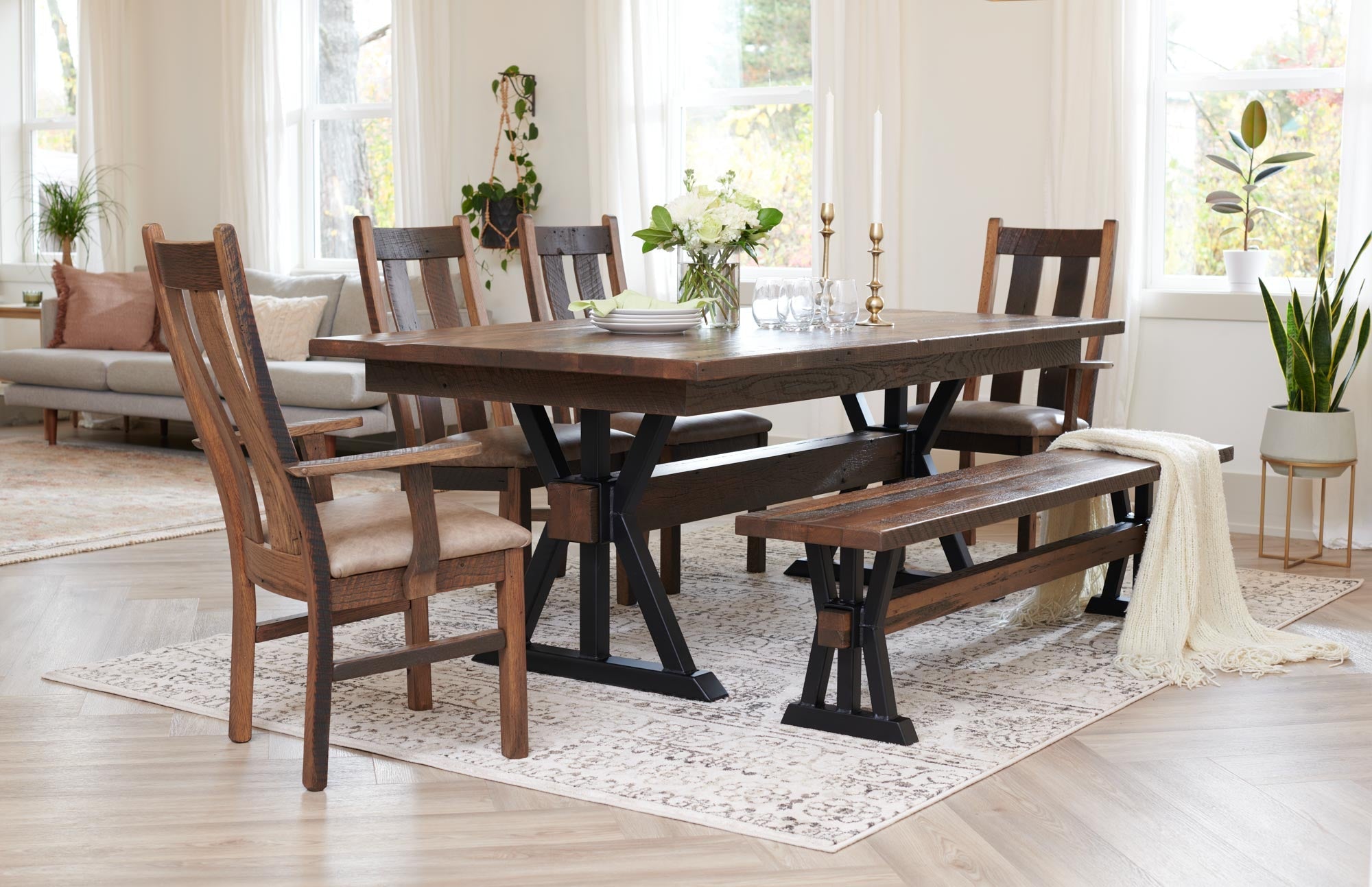 Boston Dining Collection