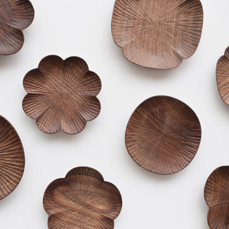 Black Walnut Hand-Carved Flower Plate