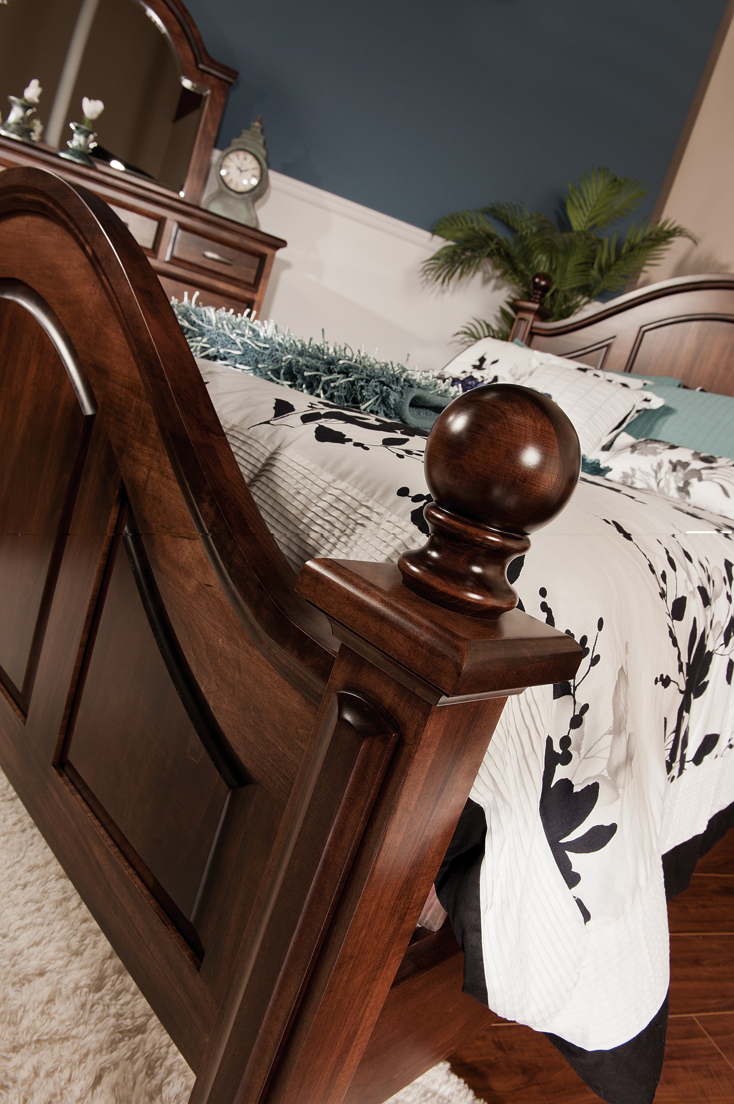 close up amish adrianna bed