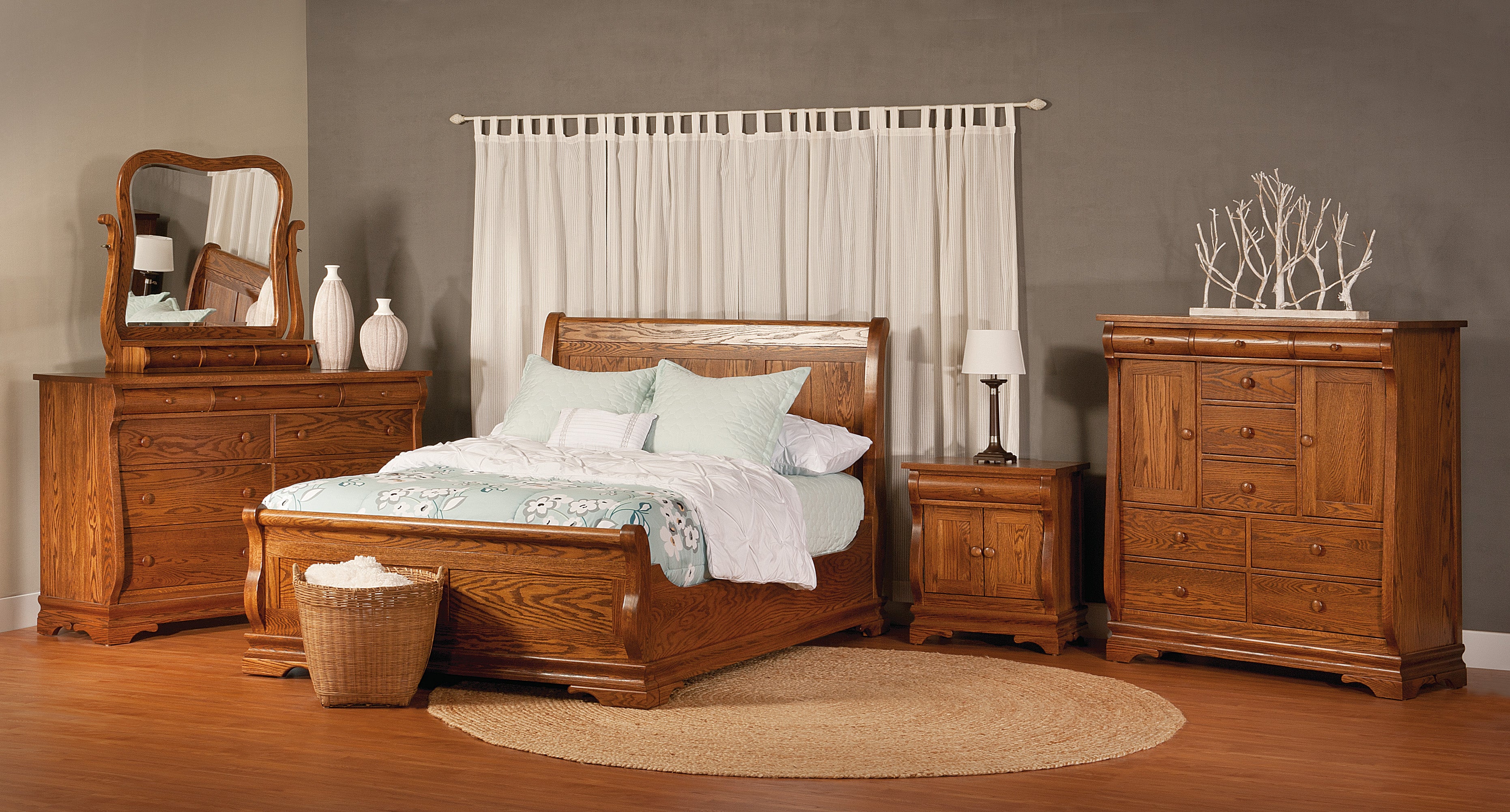 amish chippewa bedroom collection shown in oak with a vintage antique stain