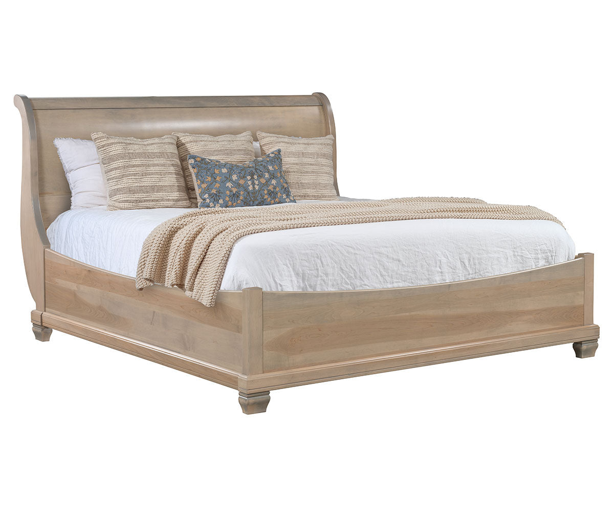 Amish Florentino Sleigh Bed With Boat Footboard