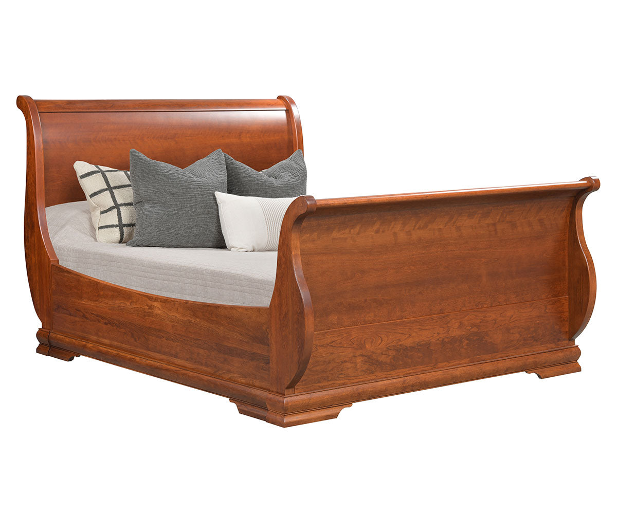 Amish Williamsburg Sleigh Bed With Sleigh Footboard