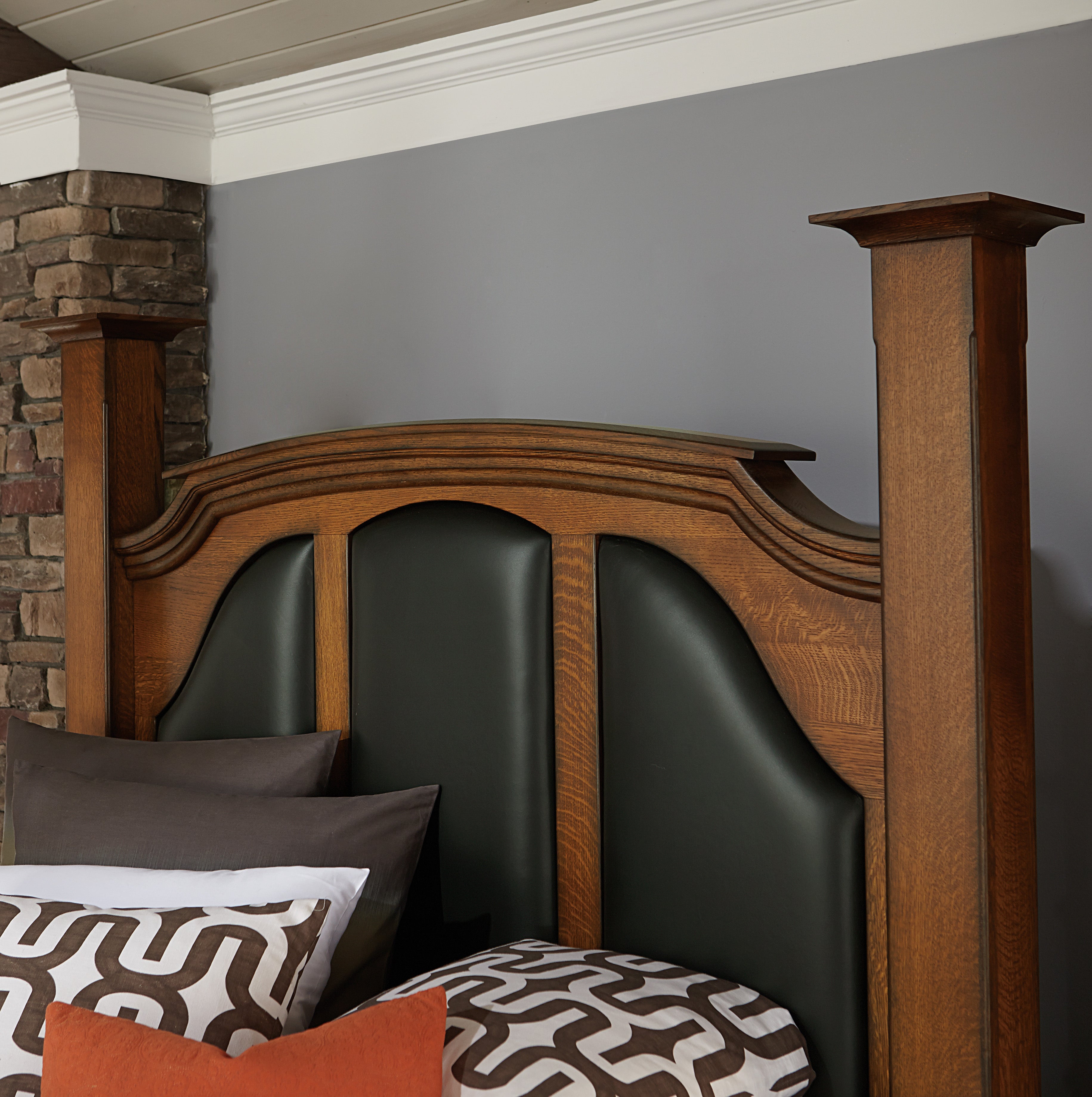 amish breckenridge headboard detail