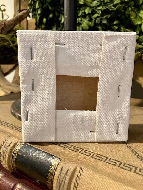 Country Barn Canvas Art Print