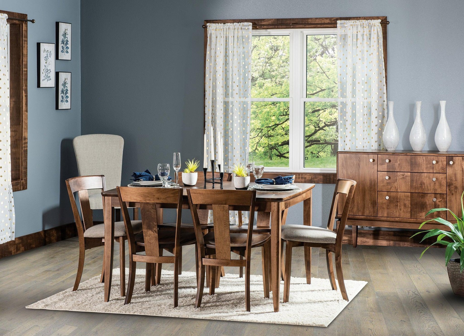 Amish Ellen Leg Table