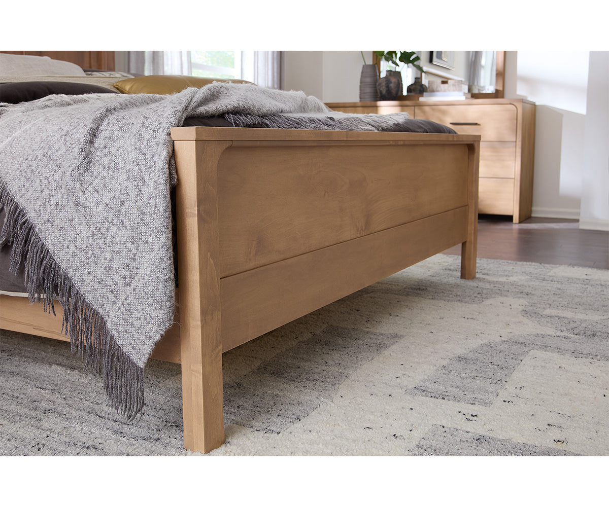 Amish Hawthorne Bed