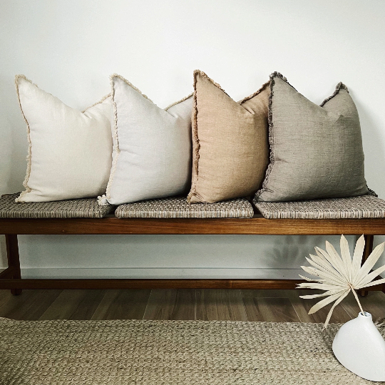 Neutral Linen Pillow - Thumbnail 3