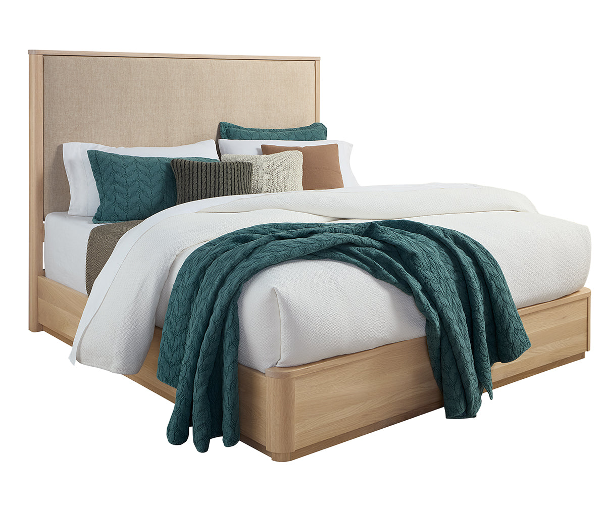 Amish Reseda Fabric Panel Bed
