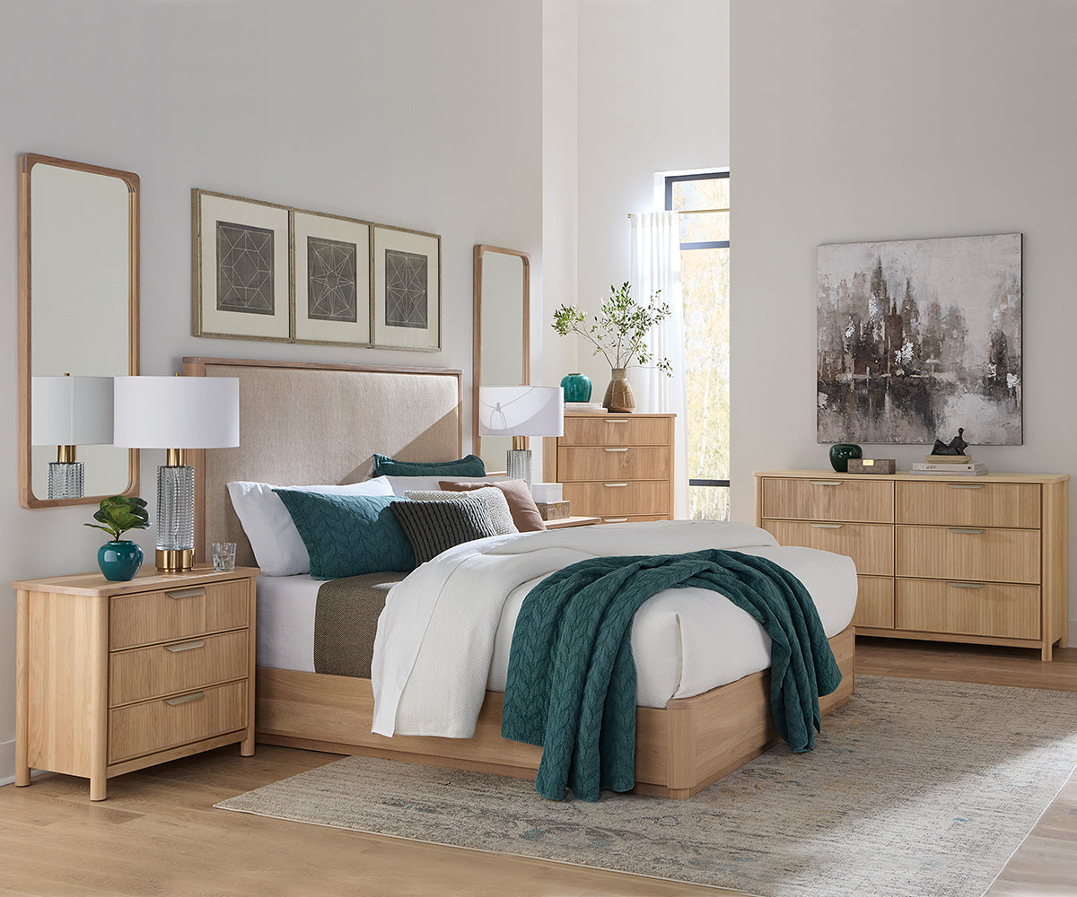 Amish Reseda Fabric Panel Bed