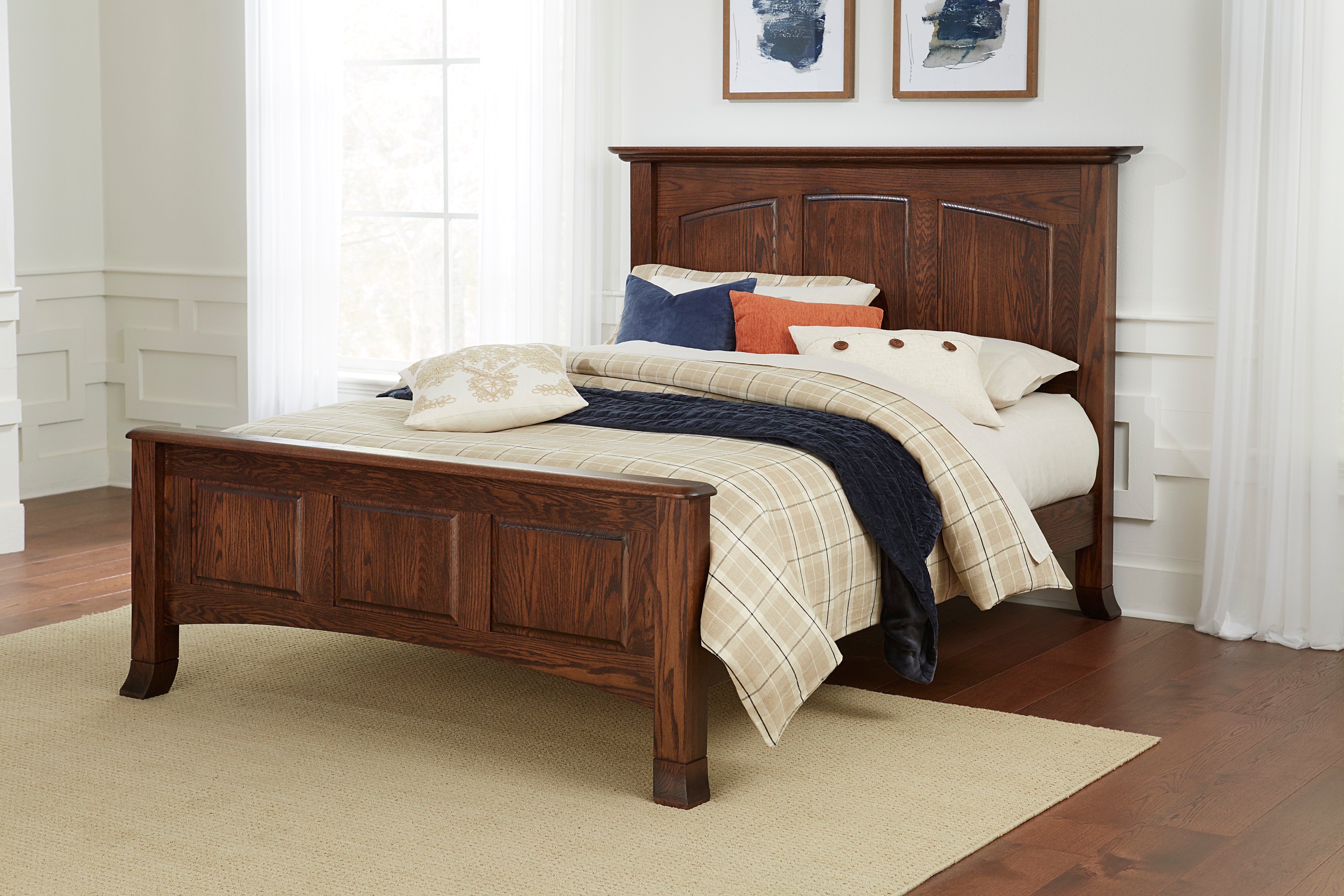 amish carlisle bed in oak with carbon stain