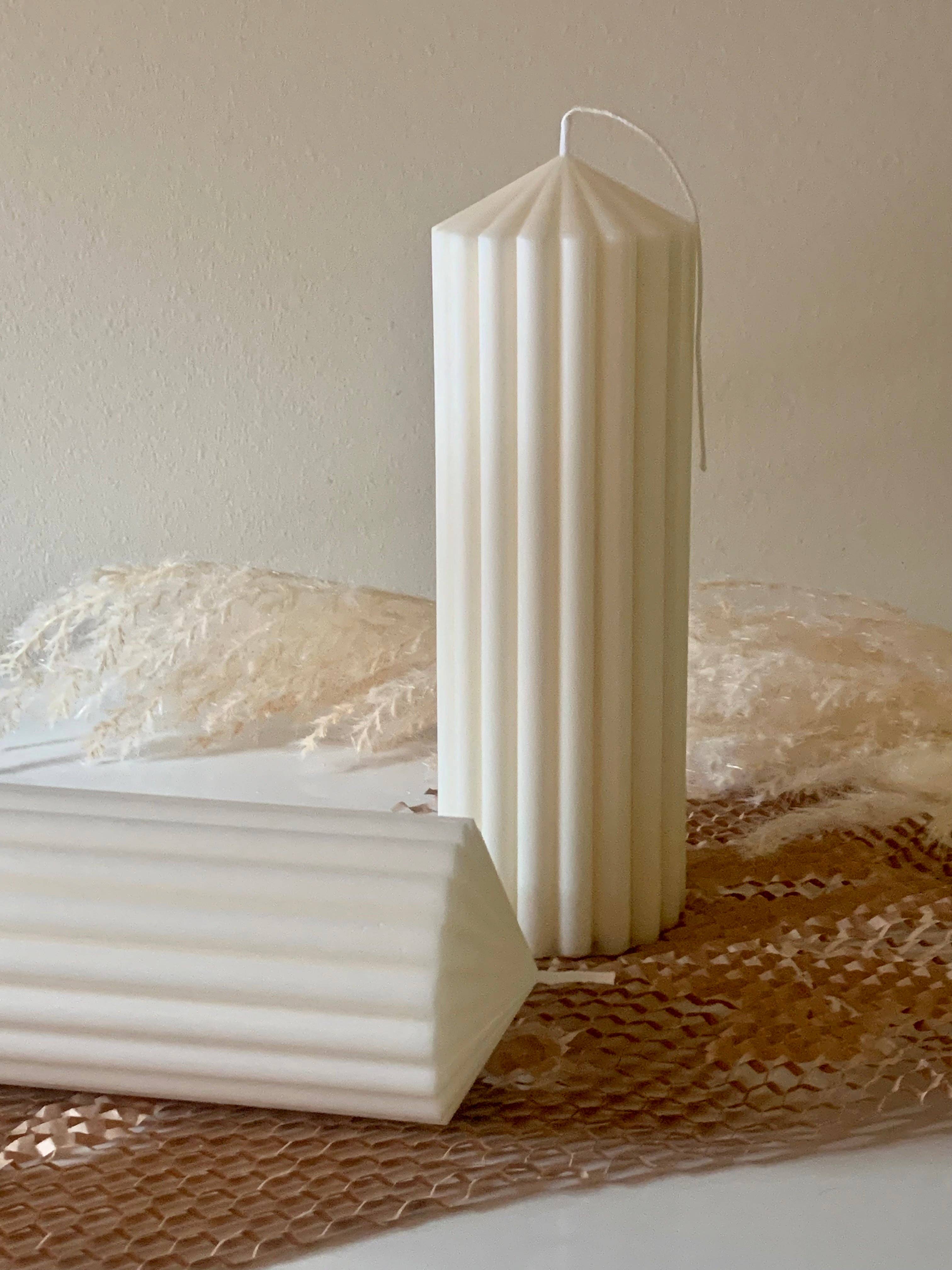 Otello Pillar Candle