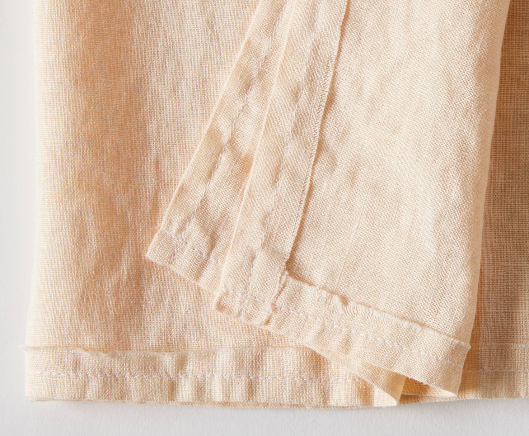 Pair of Anita Linen Napkins - Nude