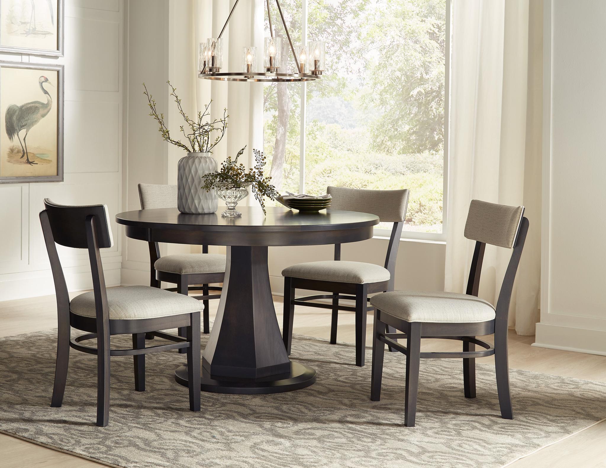 Amish Emerson Single Pedestal Table