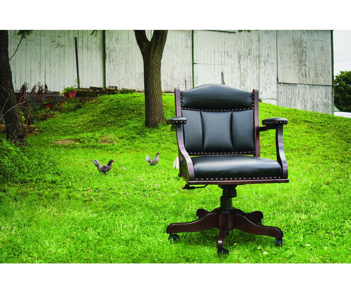 Amish Low Back Arm Desk Chair with Gas Lift