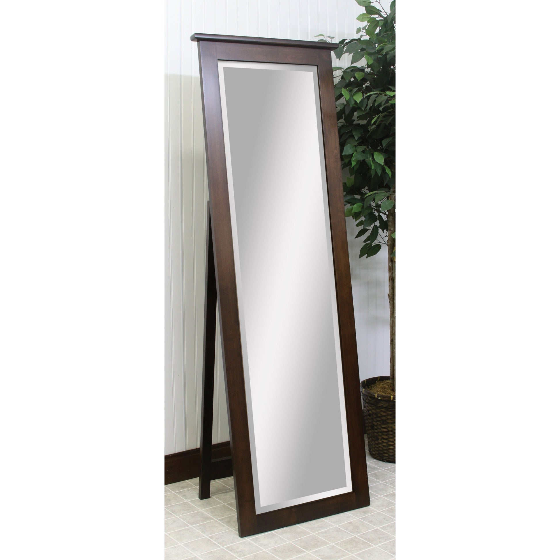 Traditional Shaker Leaner