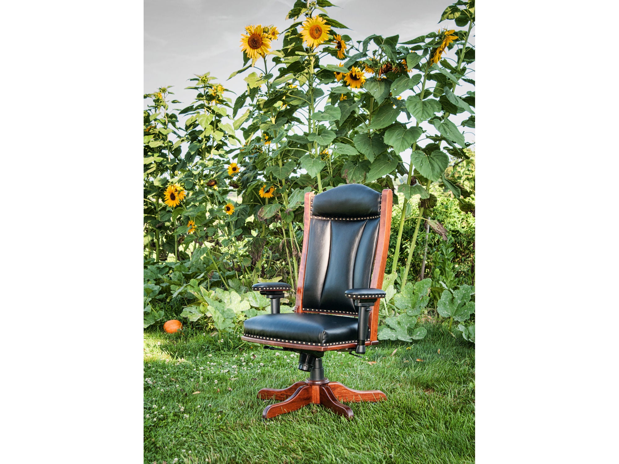 Amish Desk Chair with Adjustable Arms and Gas Lift
