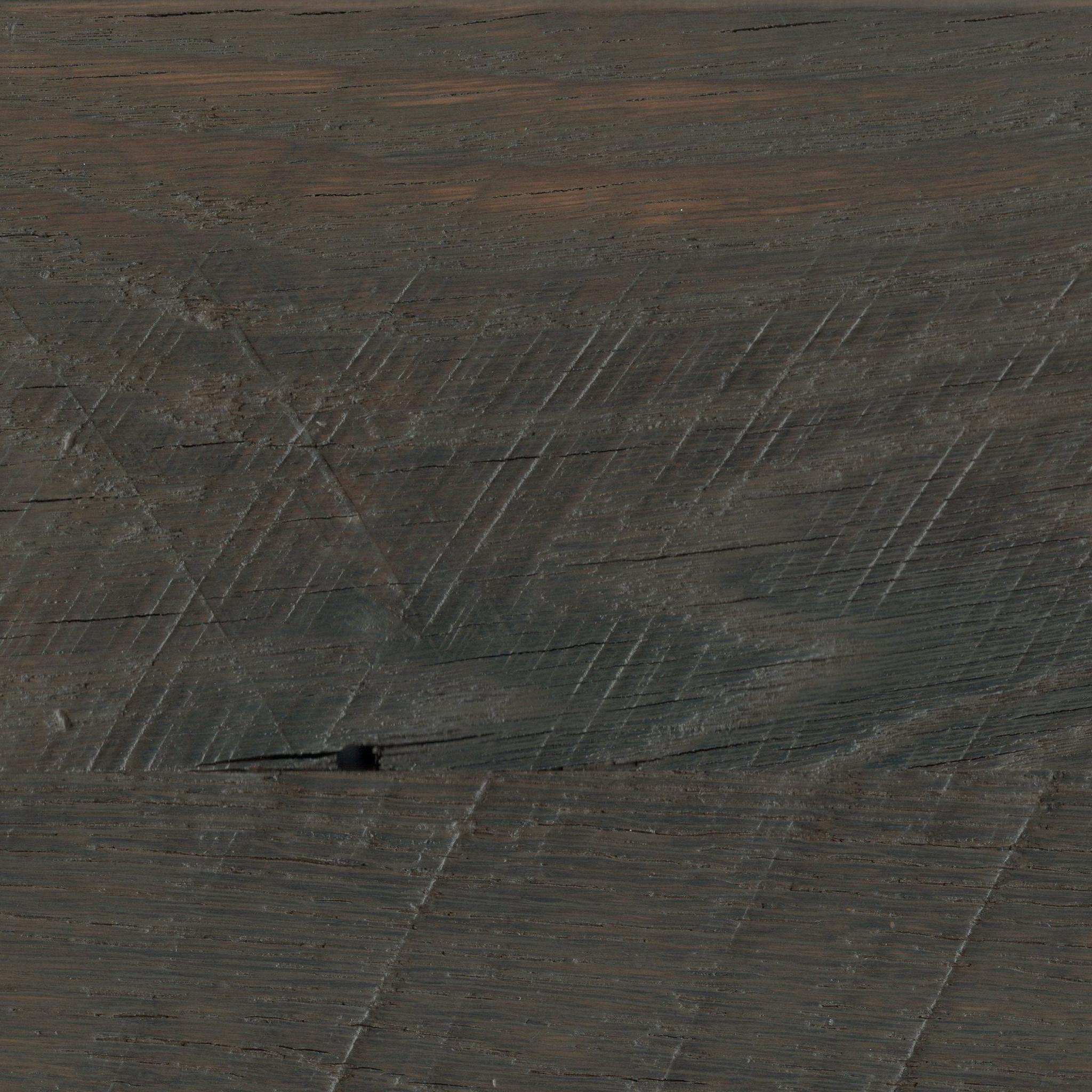 Husk-Reclaimed Barnwood (Standard)
